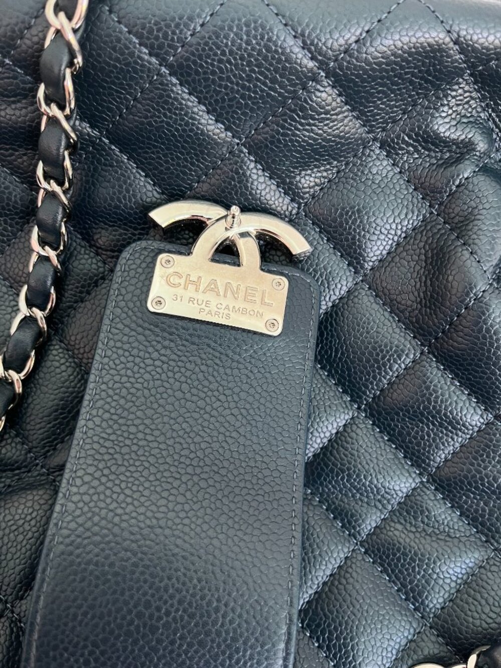 CHANEL Large Navy Shopping Bag, - Picture 4 of 9